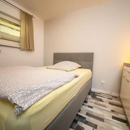 Apartment Am Kirchberg By Interhome Lugde