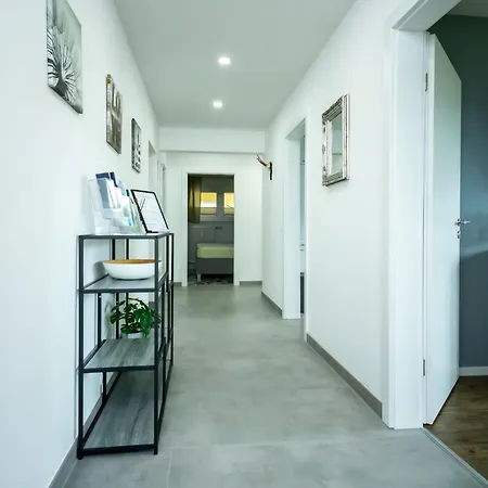 Apartment Am Kirchberg By Interhome Lugde