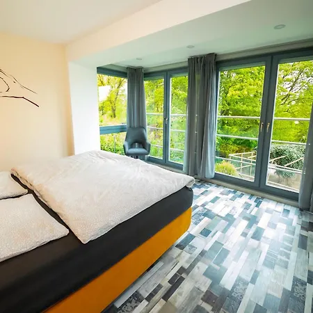 Apartment Am Kirchberg By Interhome *