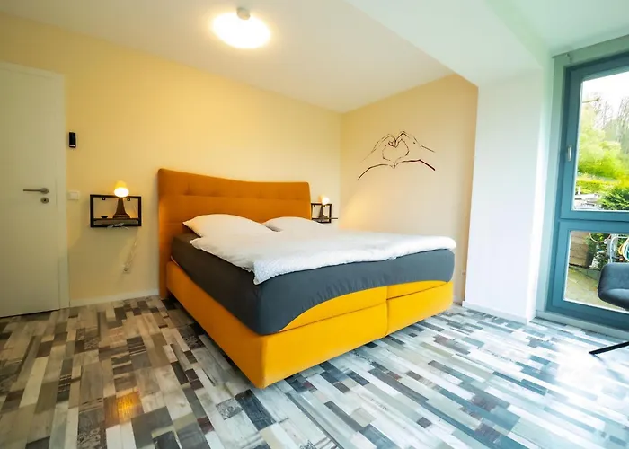 公寓 Am Kirchberg By Interhome 吕格德